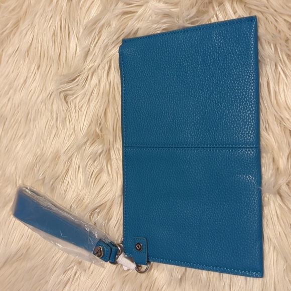 Brand New thirty-one blue Jewell wristlet - Picture 5 of 6